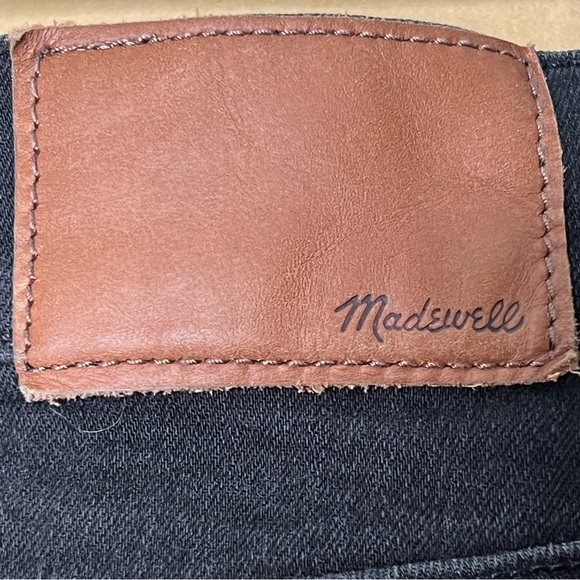 Madewell 9” High Rise Skinny Distressed Raw Hem Black Jeans Size 28 T - Picture 6 of 13